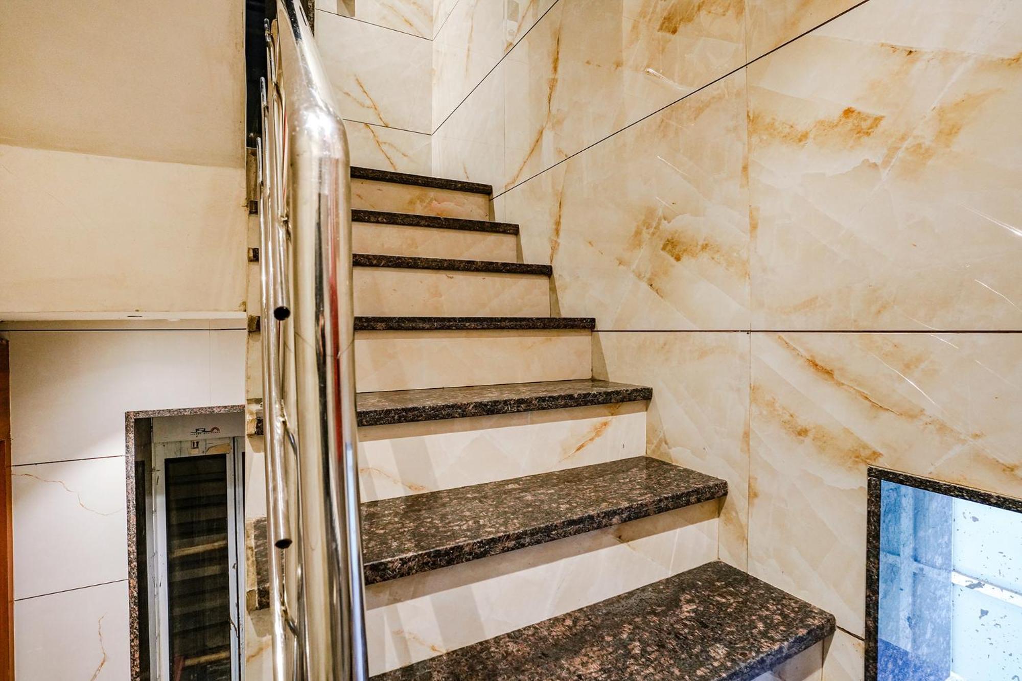 Hotel Czar Inn - Vashi Navi Mumbai Ngoại thất bức ảnh