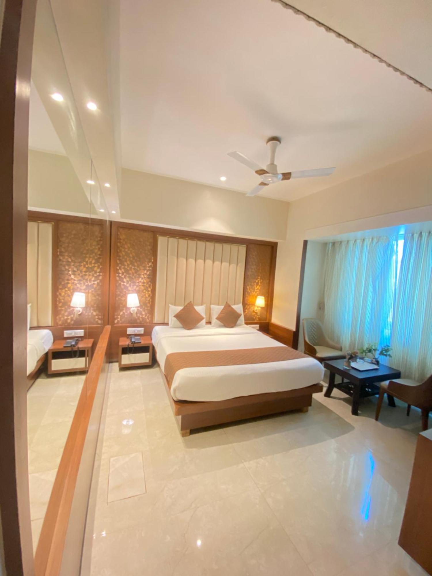 Hotel Czar Inn - Vashi Navi Mumbai Ngoại thất bức ảnh