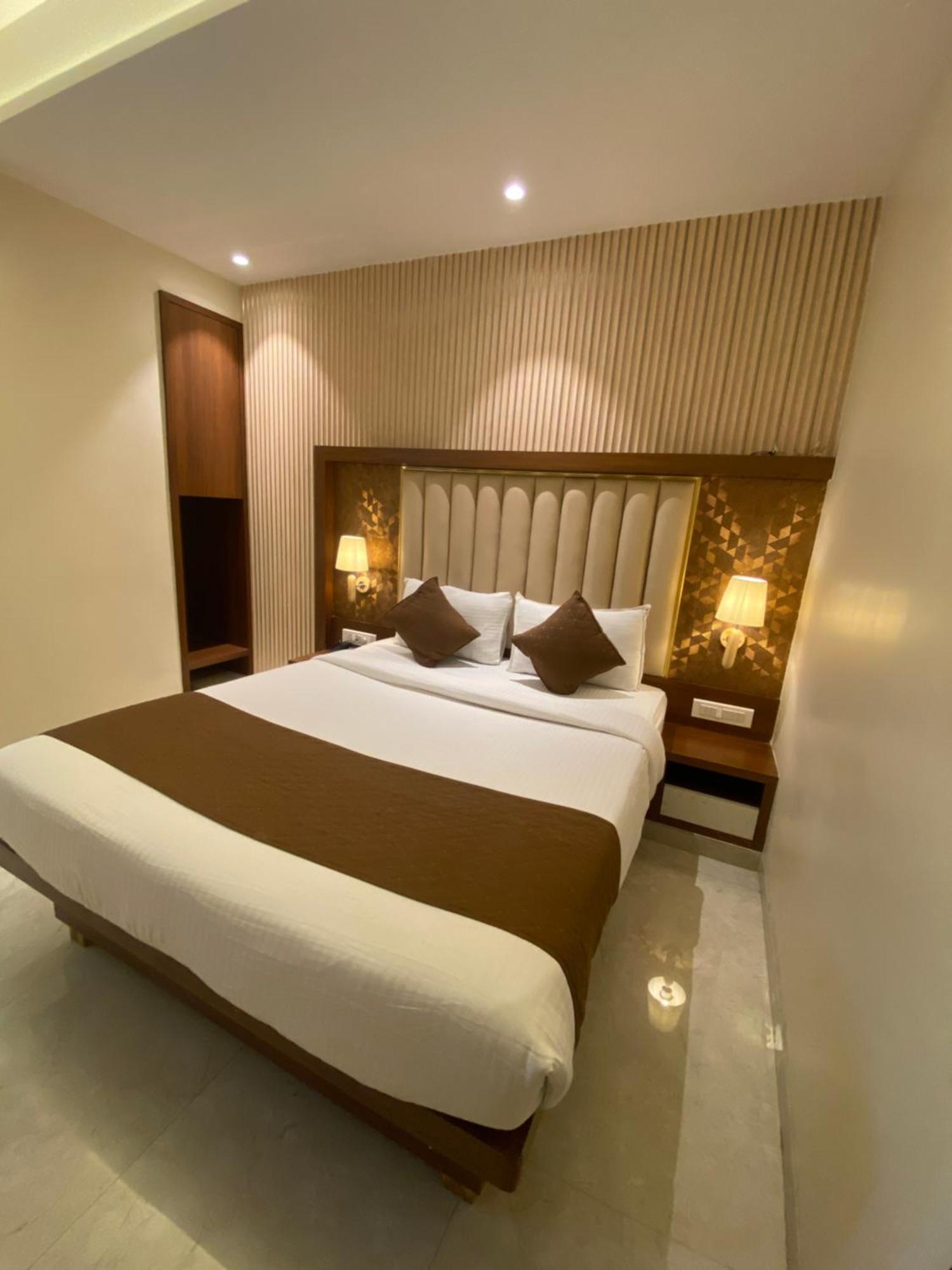 Hotel Czar Inn - Vashi Navi Mumbai Ngoại thất bức ảnh