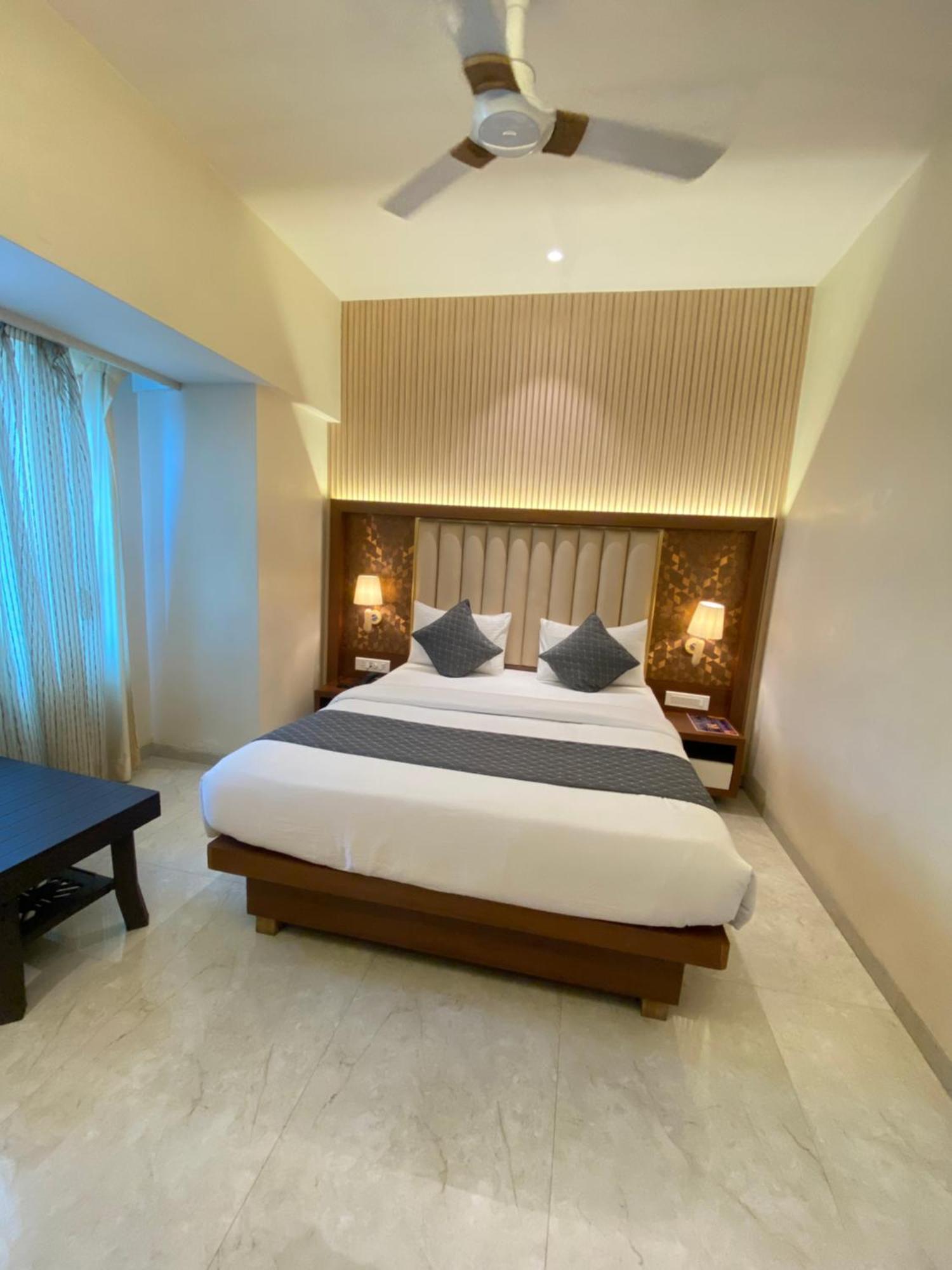 Hotel Czar Inn - Vashi Navi Mumbai Ngoại thất bức ảnh