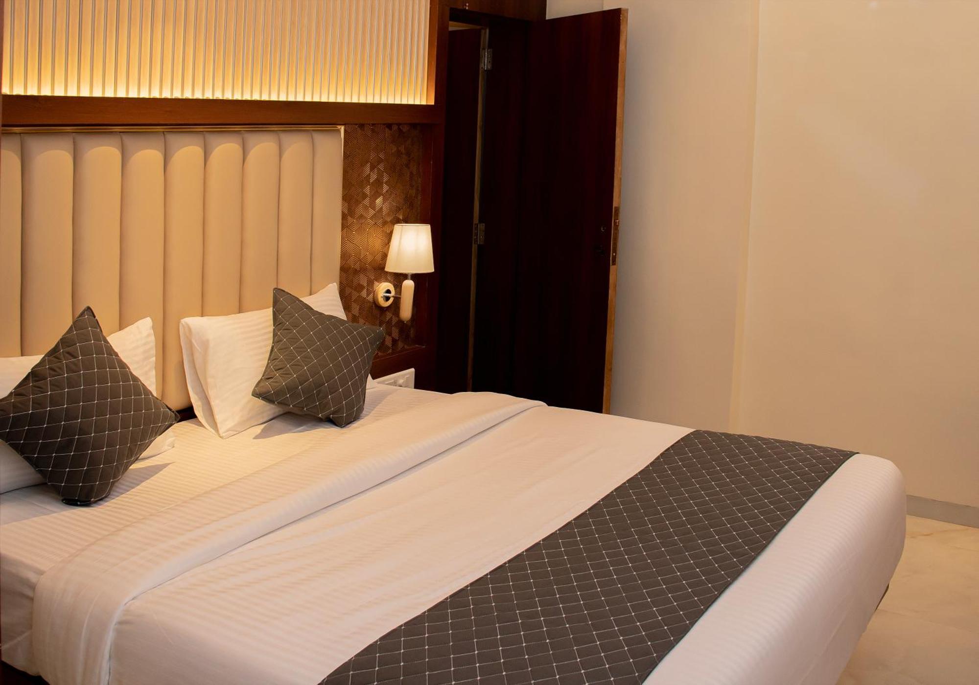 Hotel Czar Inn - Vashi Navi Mumbai Ngoại thất bức ảnh